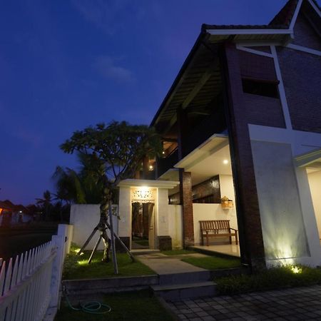 Sunkiest House Canggu ภายนอก รูปภาพ
